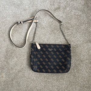 NEVER USED Guess purse